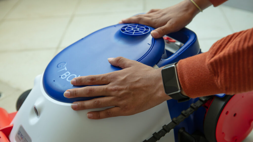 Robotic Pool Cleaner